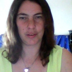 Profil de Clhoe, 30 ans, Sexe libertin à Mont-de-Buttes (Neuchâtel)